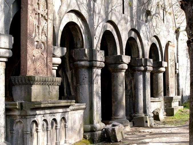 monastere de Haghpat en pelerinage Arménie
