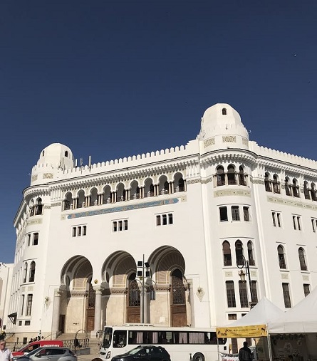 la grande Poste voyage culturel Alger 