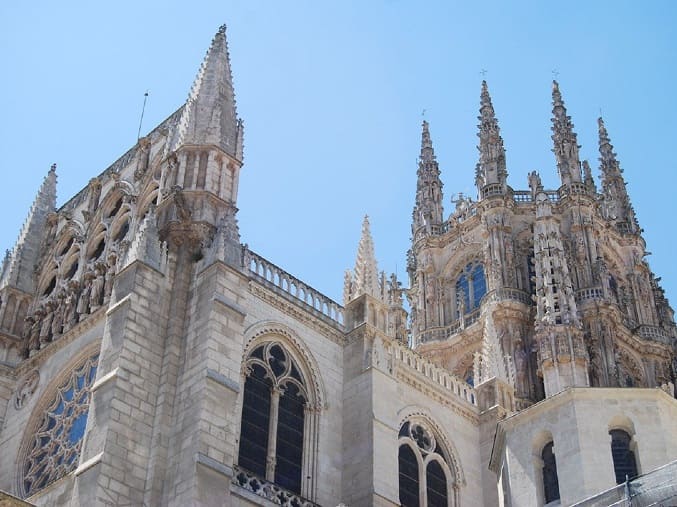 pelerinage camino frances cathedrale de Burgos randonnee spirituelle