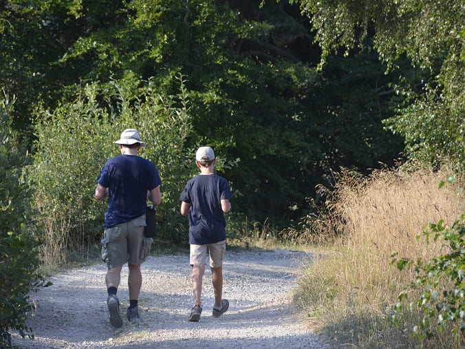 pèlerins sur le chemin de saint jacques au début