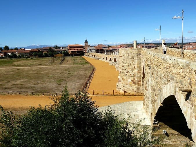 caminio frances pelerinage saint jacques pont espagne