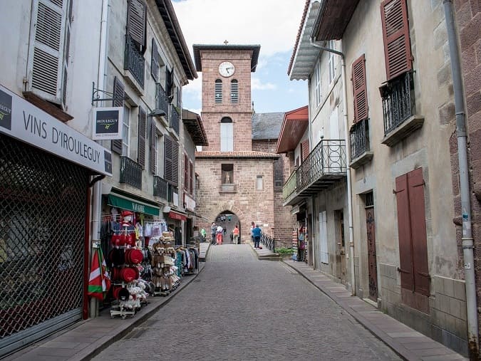 saint jean pied de port pelerinage saint jacques compostelle