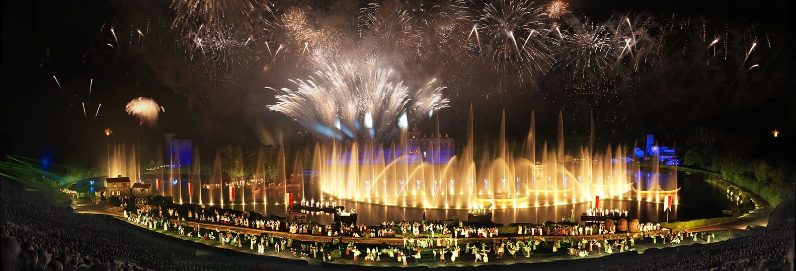 Voyage culturel au Puy du Fou et cinéscénie