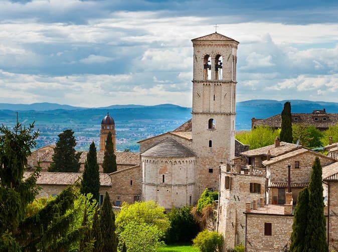 Assise pèlerinage Italie randonnée spirituelle