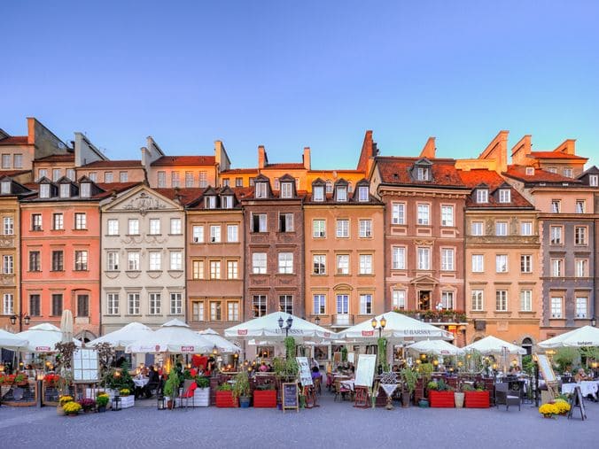 pèlerinage Pologne Varsovie maisons colorées 